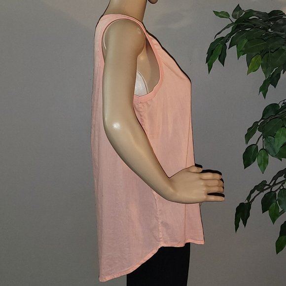 ❄️ M | Mango | Sheer Tank Top - Picture 2 of 4